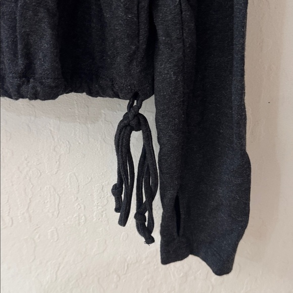 Cabi Gray Recess Topper Cowl Neck Hoodie Drawstring Waist Sweater M - Picture 3 of 5